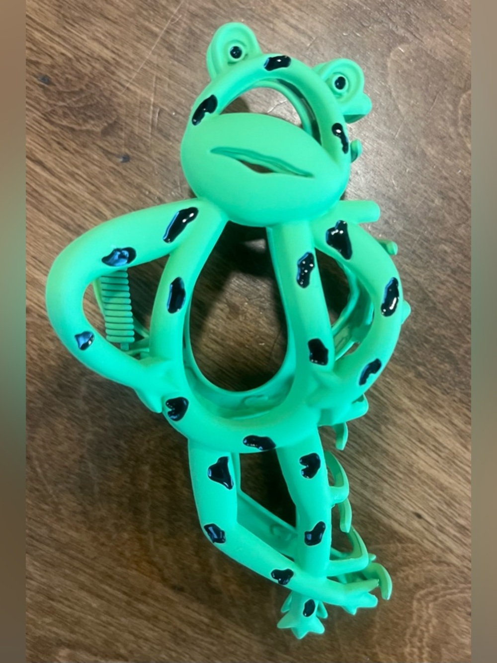Frog Hair Claw Clip Green Kids or Adults cute fun New in Package